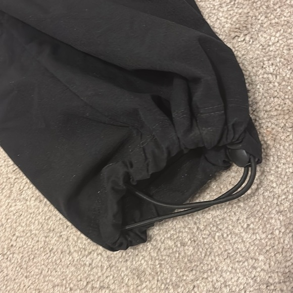 Womens Black water repellent Cargo Pants with pockets - Picture 4 of 15